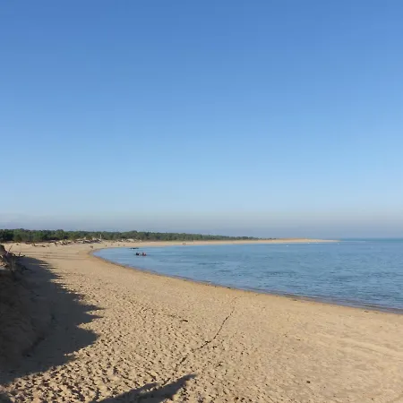 Сasa de vacaciones Holiday La Cornuelle By Interhome *